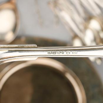 PARTI SILVER, 18 delar, bland annat Gustaf Folcker Stockholm 1845. Total vikt ca 636 g.
