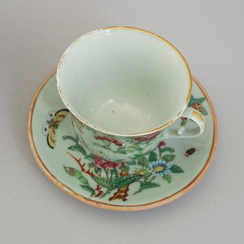 6 plates and a cup, porcelin, China, 1840s.