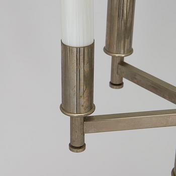 Paavo Tynell, A 1930s made to order chandelier for Taito.