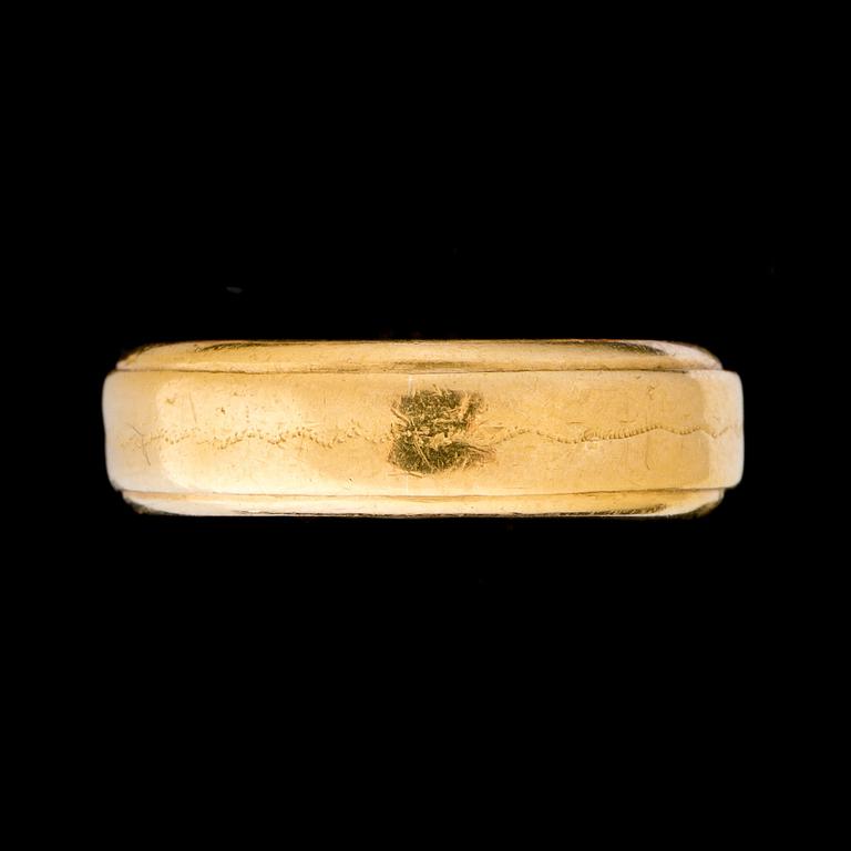 RINGAR, 2 st, 18 k. Vikt ca 10 g.