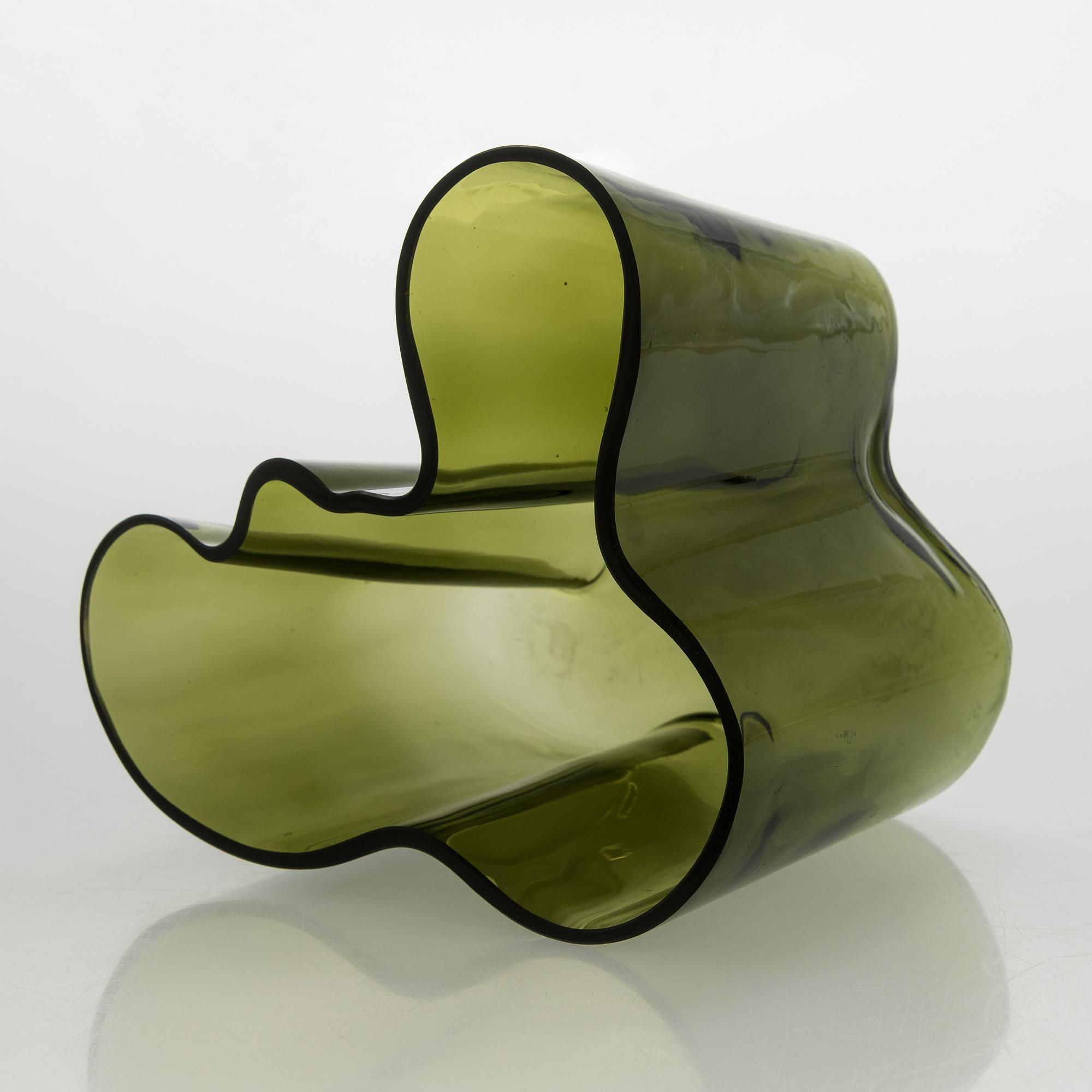 Alvar Aalto, a 1950s glass vase, model 3030, signed Alvar Aalto 3030.