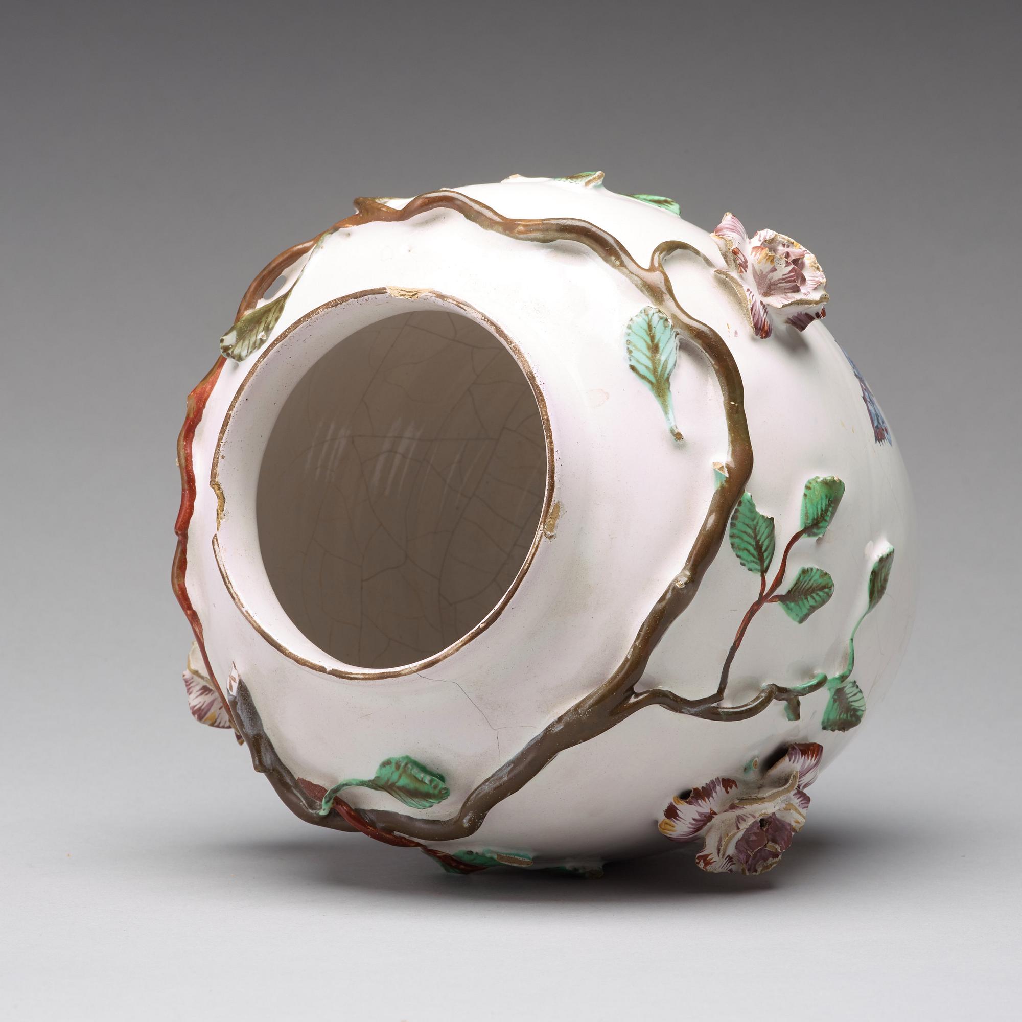 A Swedish faience jar, Marieberg, 18th Century.