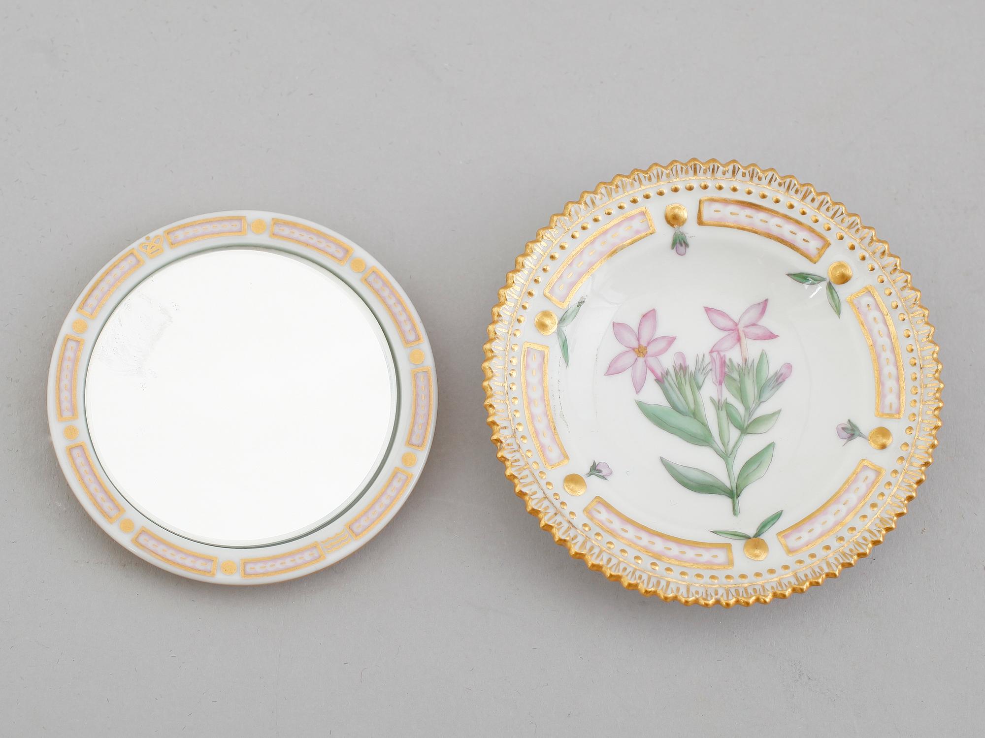 SPEGEL OCH ASKFAT, porslin, Flora Danica, Royal Copenhagen.