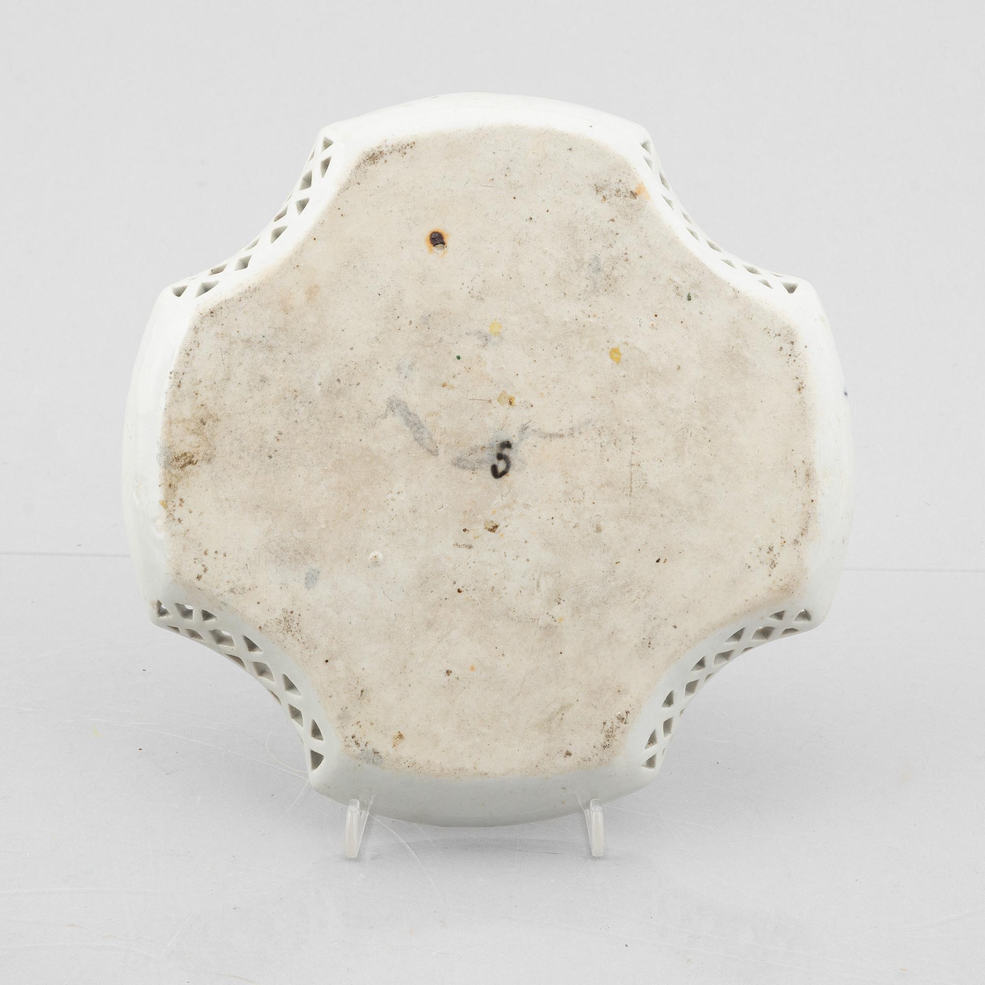 Collection of porcelain, six pieces, Germany, 18th-20th Century.