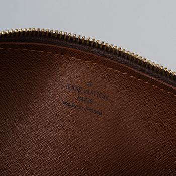 LOUIS VUITTON, väska, "Monogram Papillon 26".