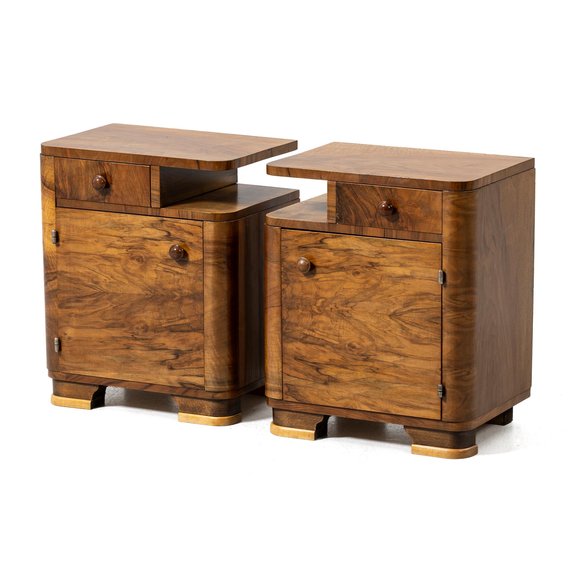 Sängbord, ett par, art deco-stil, 1900-talets mitt.