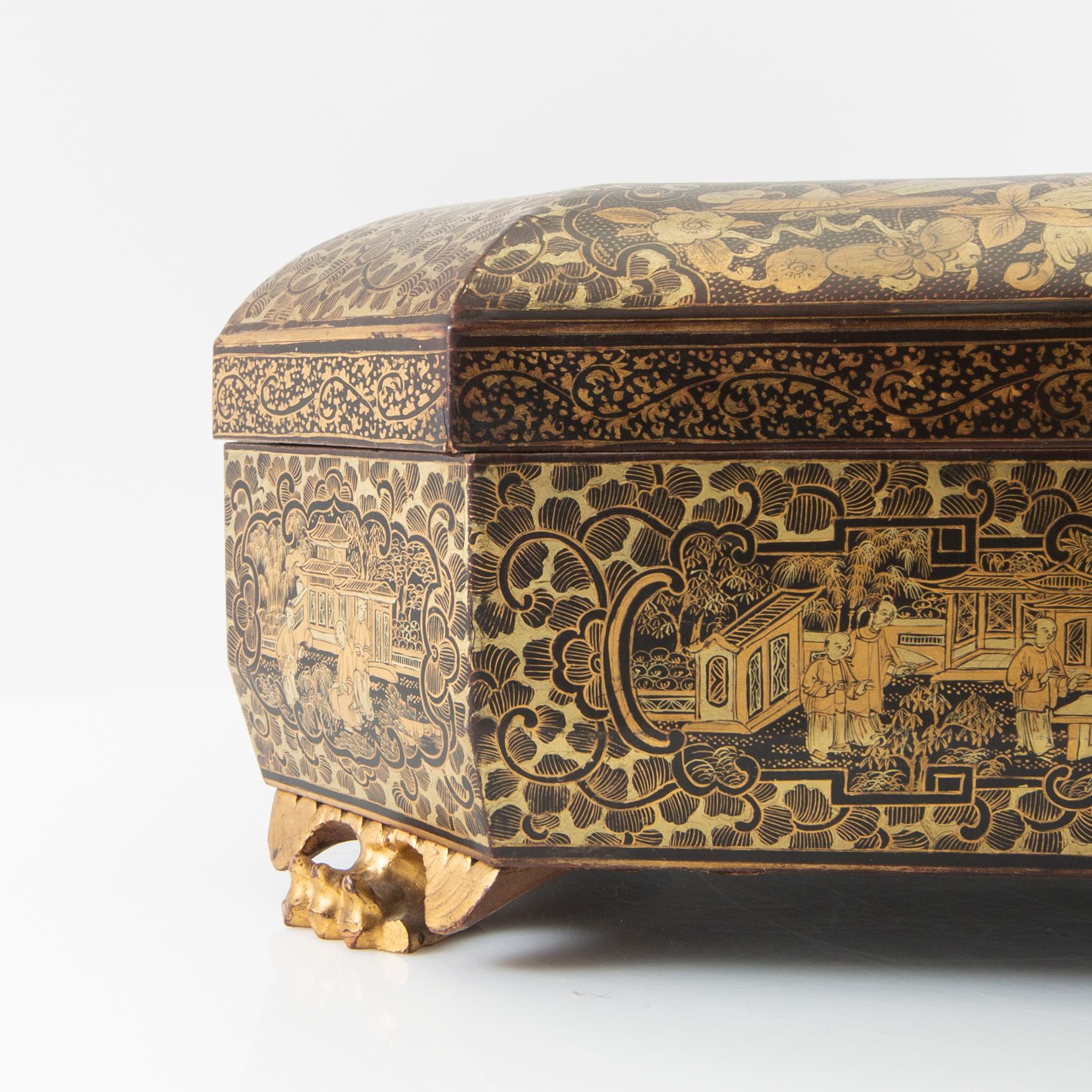 Game box Japan early 20th century.