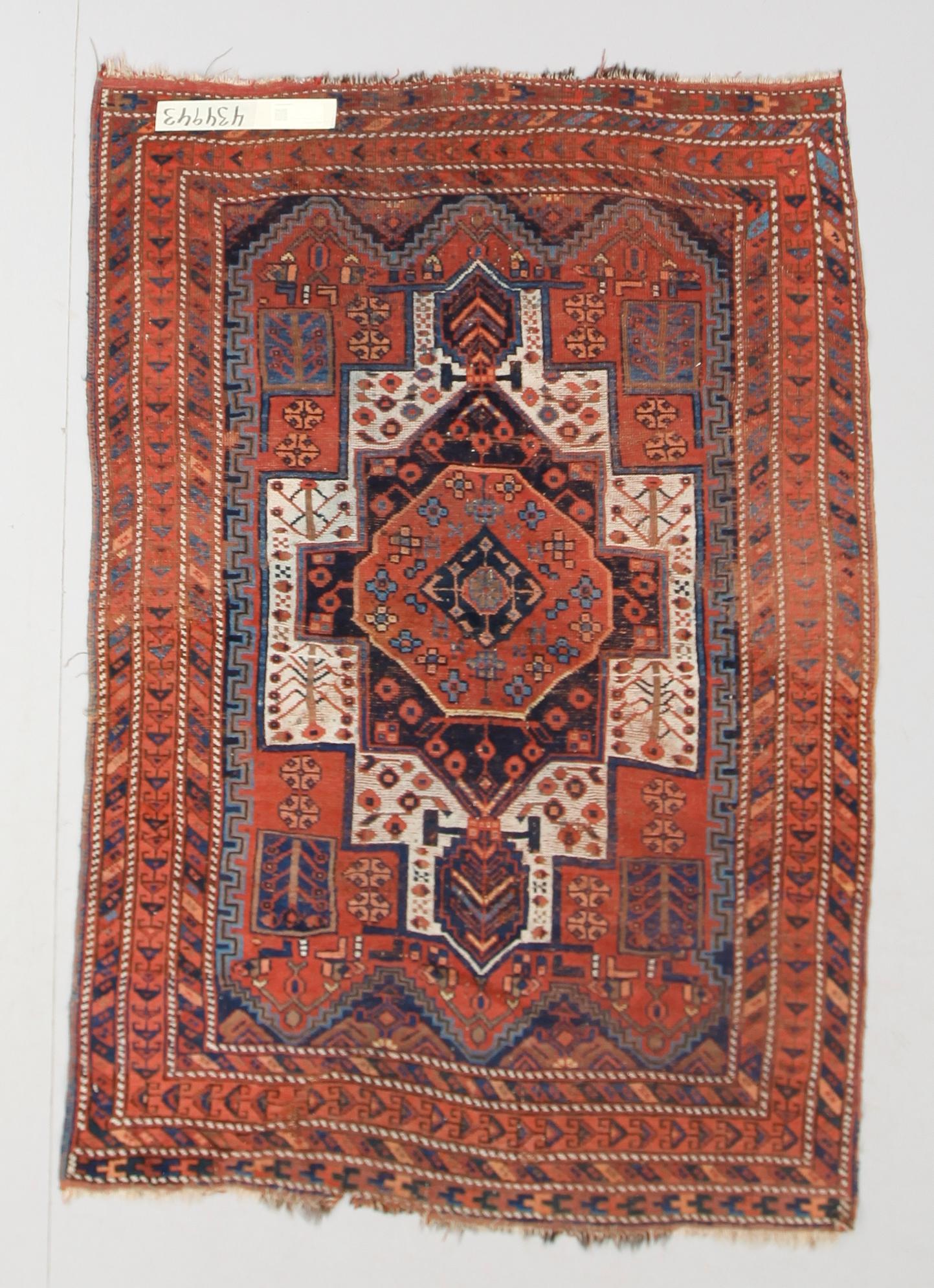 MATTA, orientalisk. 182 x 131 cm.
