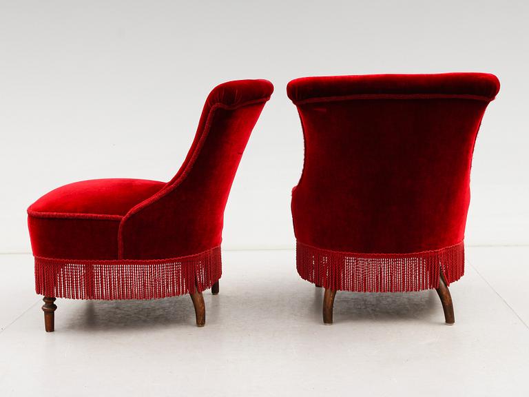 FÅTÖLJER, 1 par, omkring år 1900.