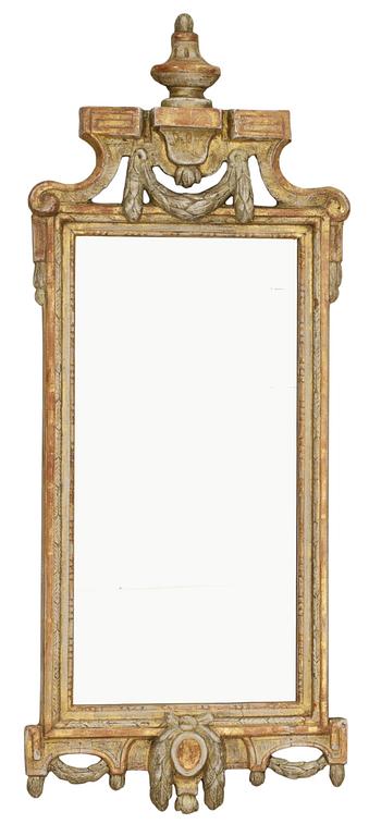 A Gustavian mirror.