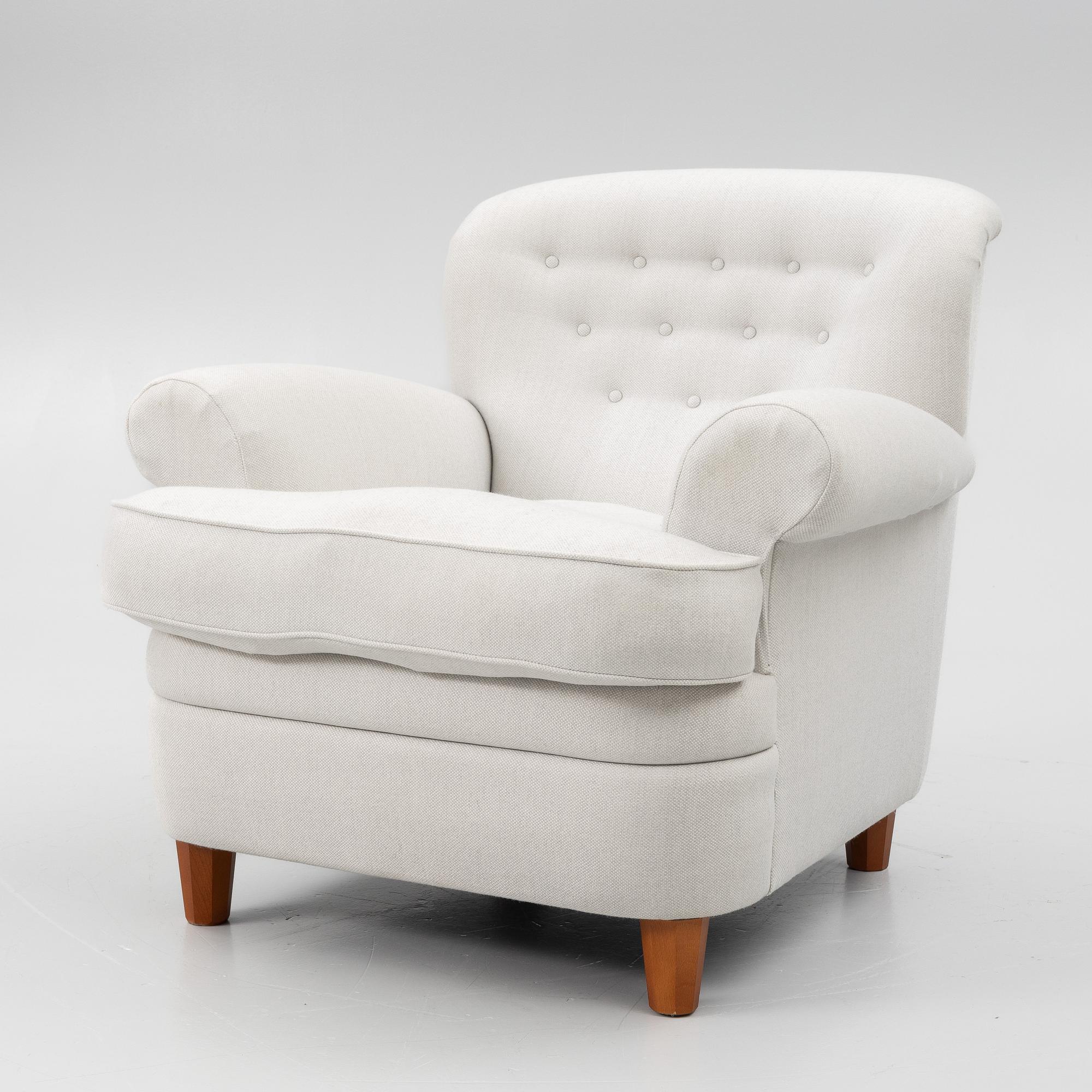 Josef Frank, a modell 568 armchair, Svenskt Tenn, 2023.