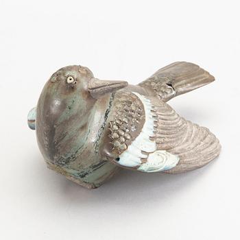 TYRA LUNDGREN, a stoneware sculpture of a bird.