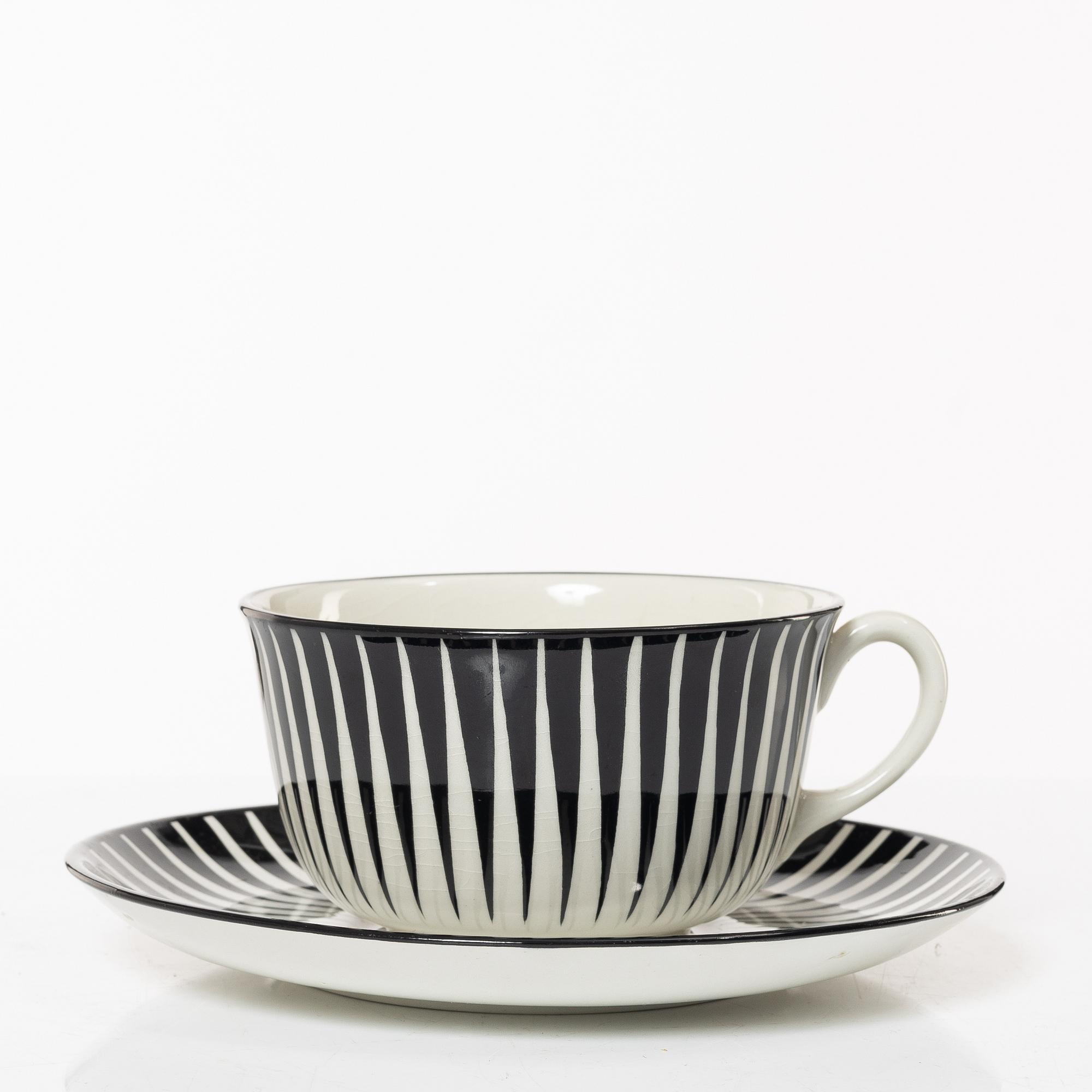 Eugen Trost, stor tekopp med fat, "Zebra", Upsala-Ekeby Gefle.