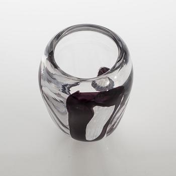 A signed glass vase by Anna Forsling.