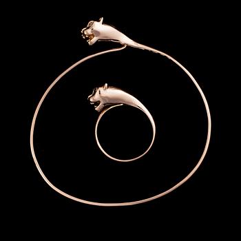 ARMRING samt RING, 14K guld, små diamanter. Finska stämplar, Timo Nupponen, Helsingfors. Totalvikt 11 g.