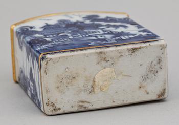 TEDOSA, porslin, Kina, Jiaqing, 1800-talets början.