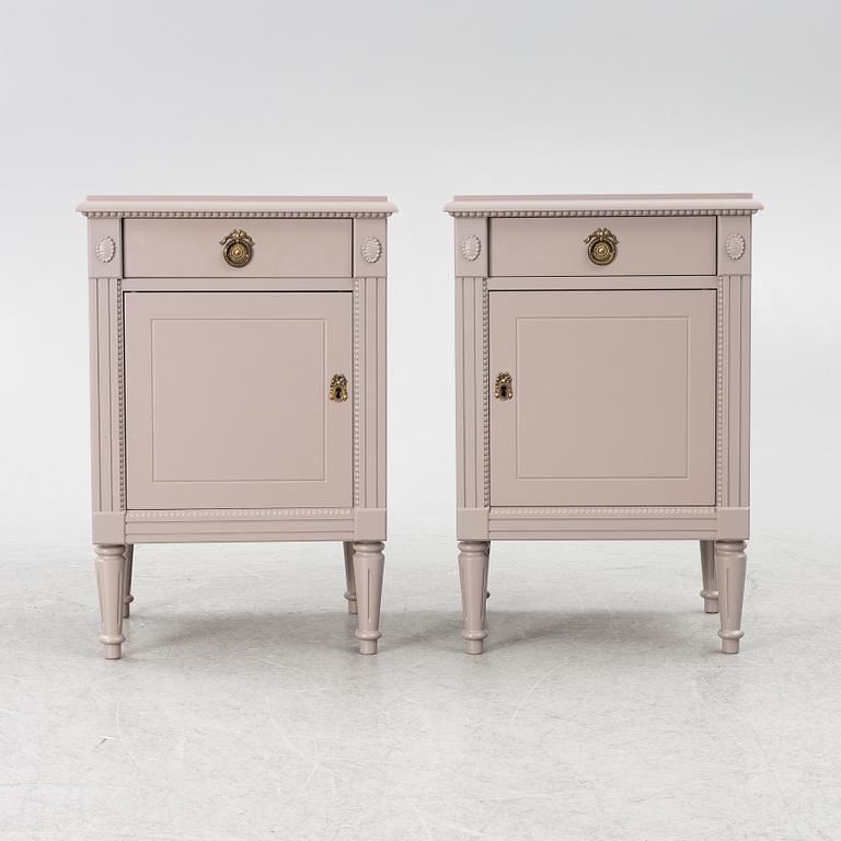 Nightstands, a pair, "Signum Gustavus", late 20th century.