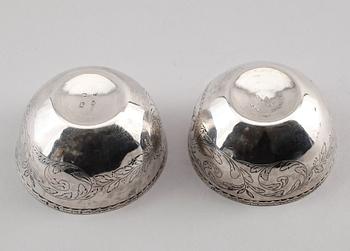 TUMLARE, 1 par, silver, Carl Magnus Ryberg, Stockholm 1825. Vikt ca 64 gram.