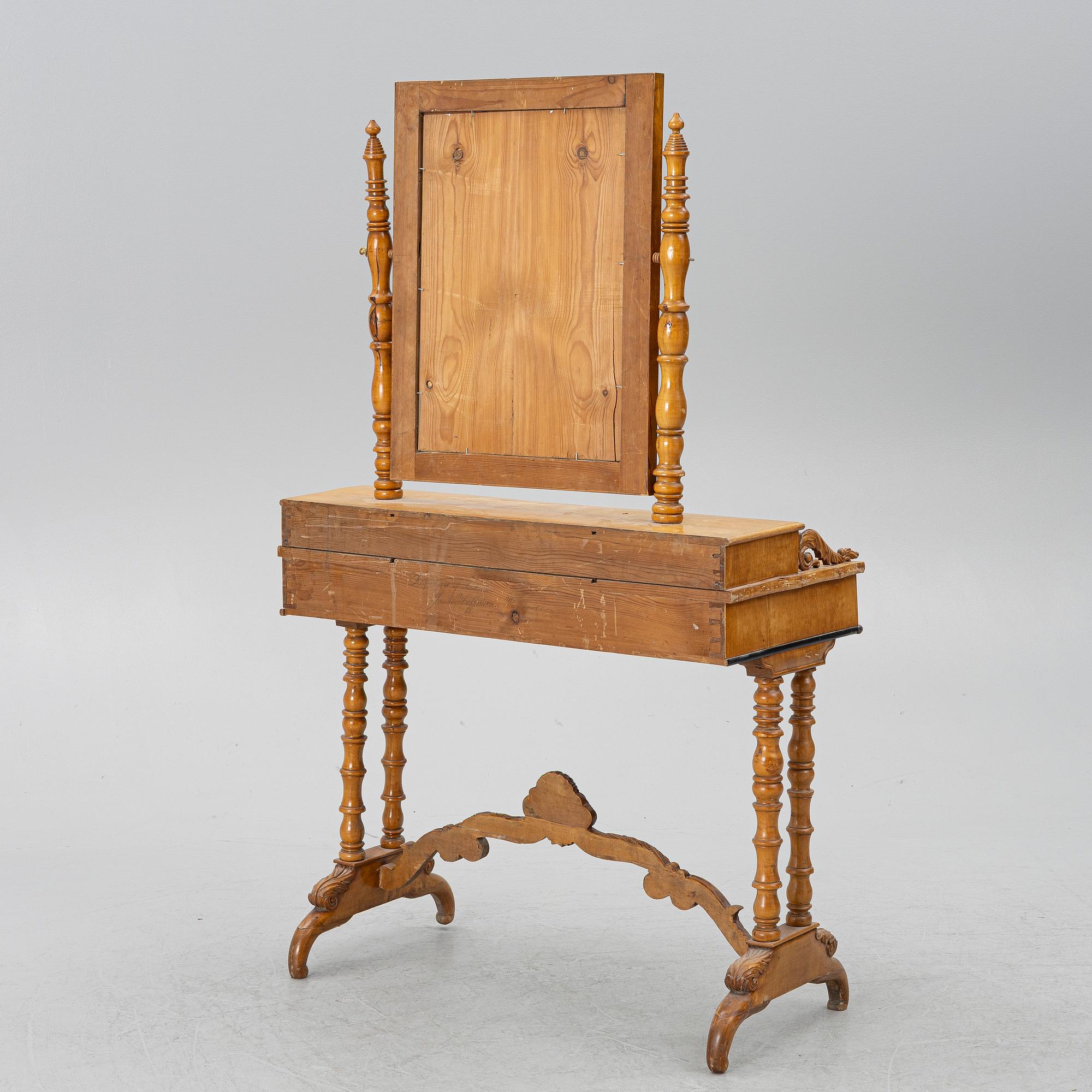 A dressing table, first half of the 19th century.