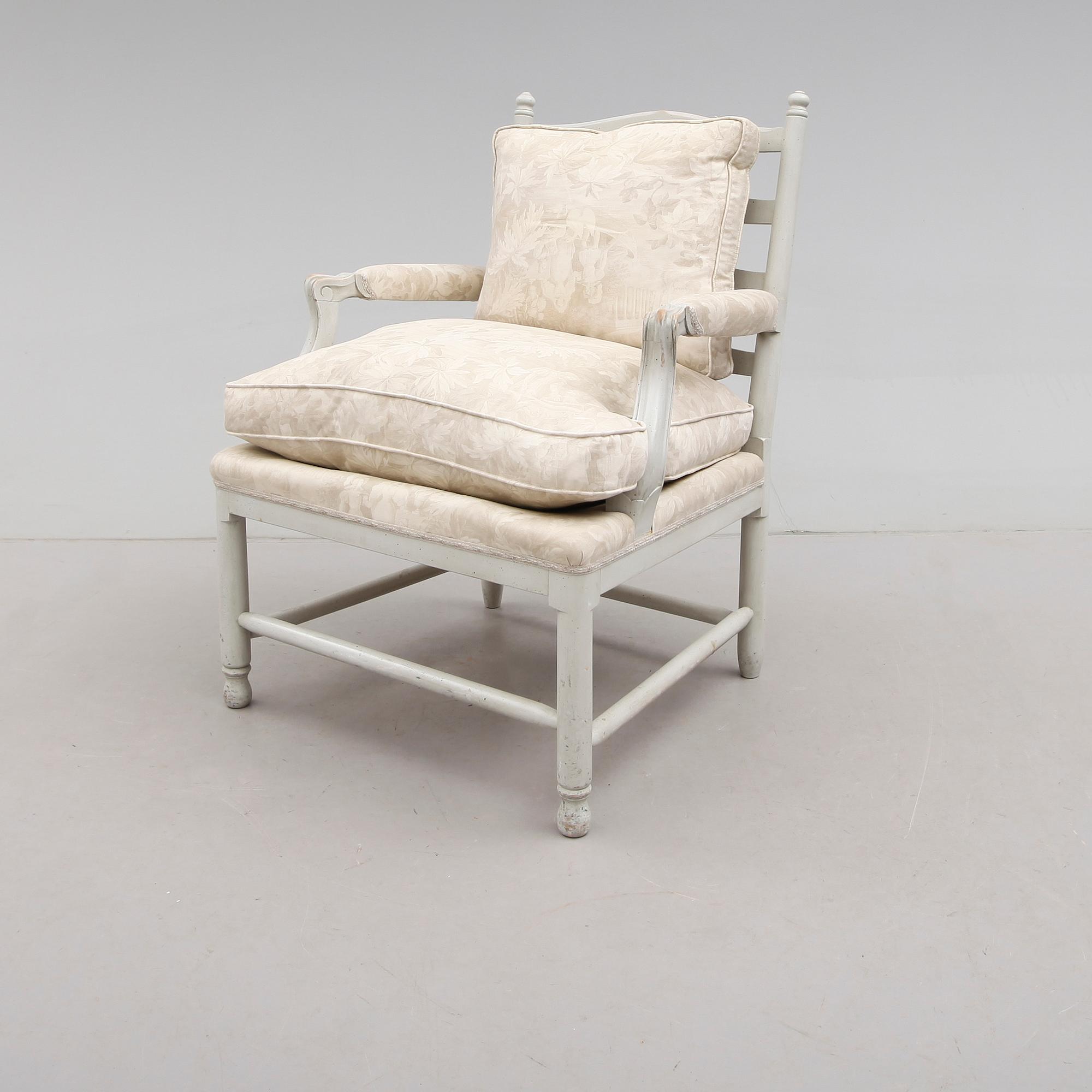 FÅTÖLJ, sk Gripsholmsstol, 1900-talets andra hälft.