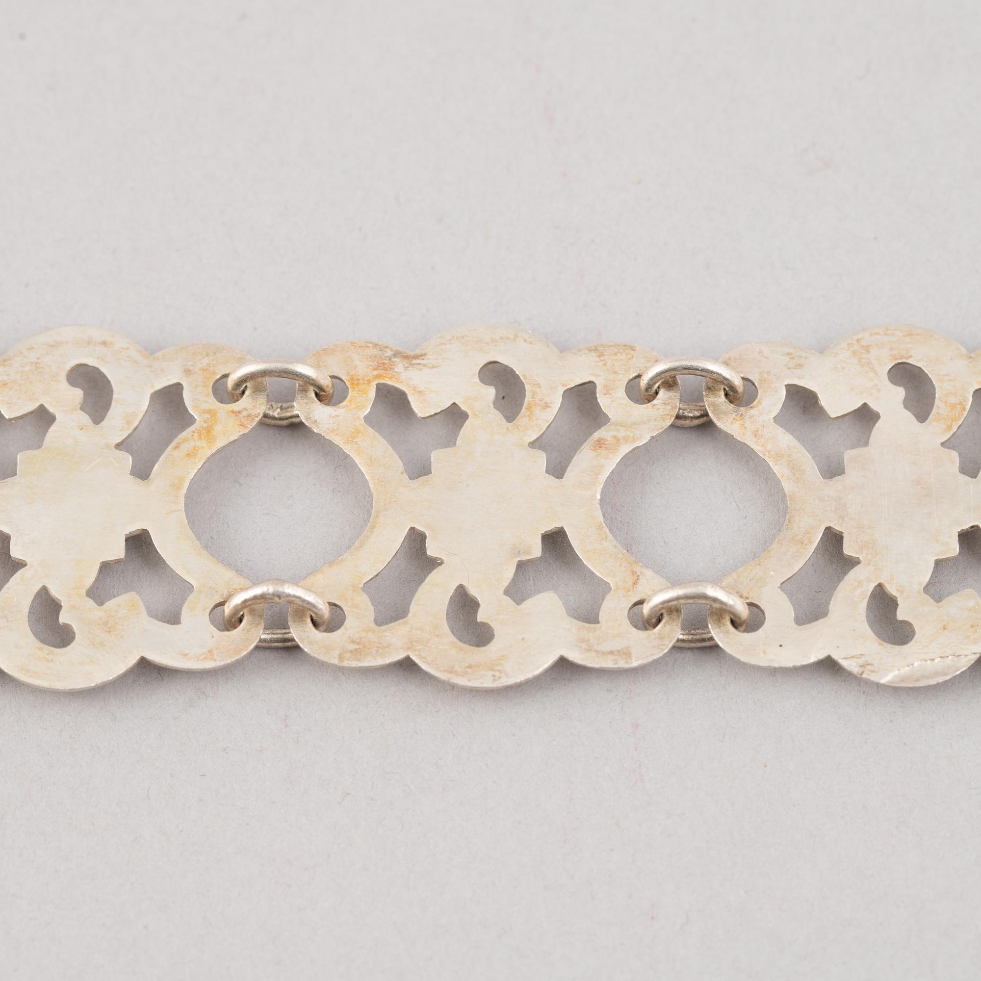 A Chinese Silver Belt, circa 1900.