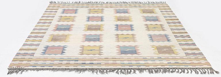 Märta Måås-Fjetterström, a carpet, "Ljusa plador", flat weave, c 257 x 203 cm, signed AB MMF.