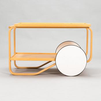 Alvar Aalto, tarjoiluvaunu, malli 901, Artek 1990-luku.