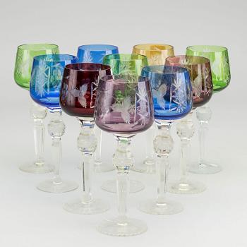 A SET OF 10+6 WINE GLASSES. 20TH CENTURY.