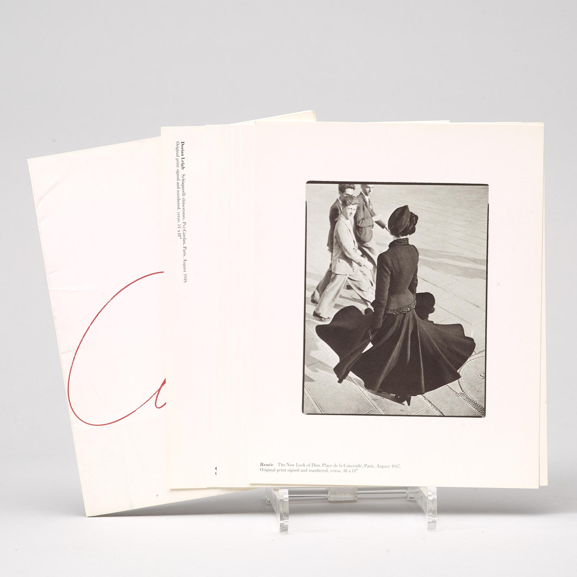 Photo books, 6, books and 9 small folders, Richard Avedon.