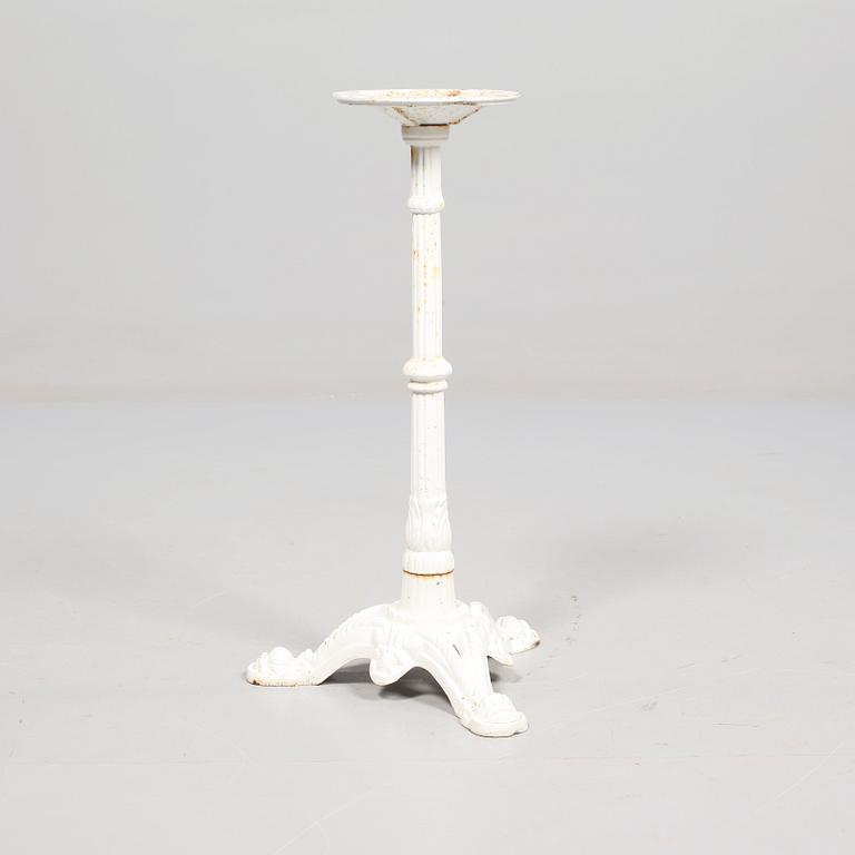 CAFÉBORDSUNDERRE, 1900-tal.