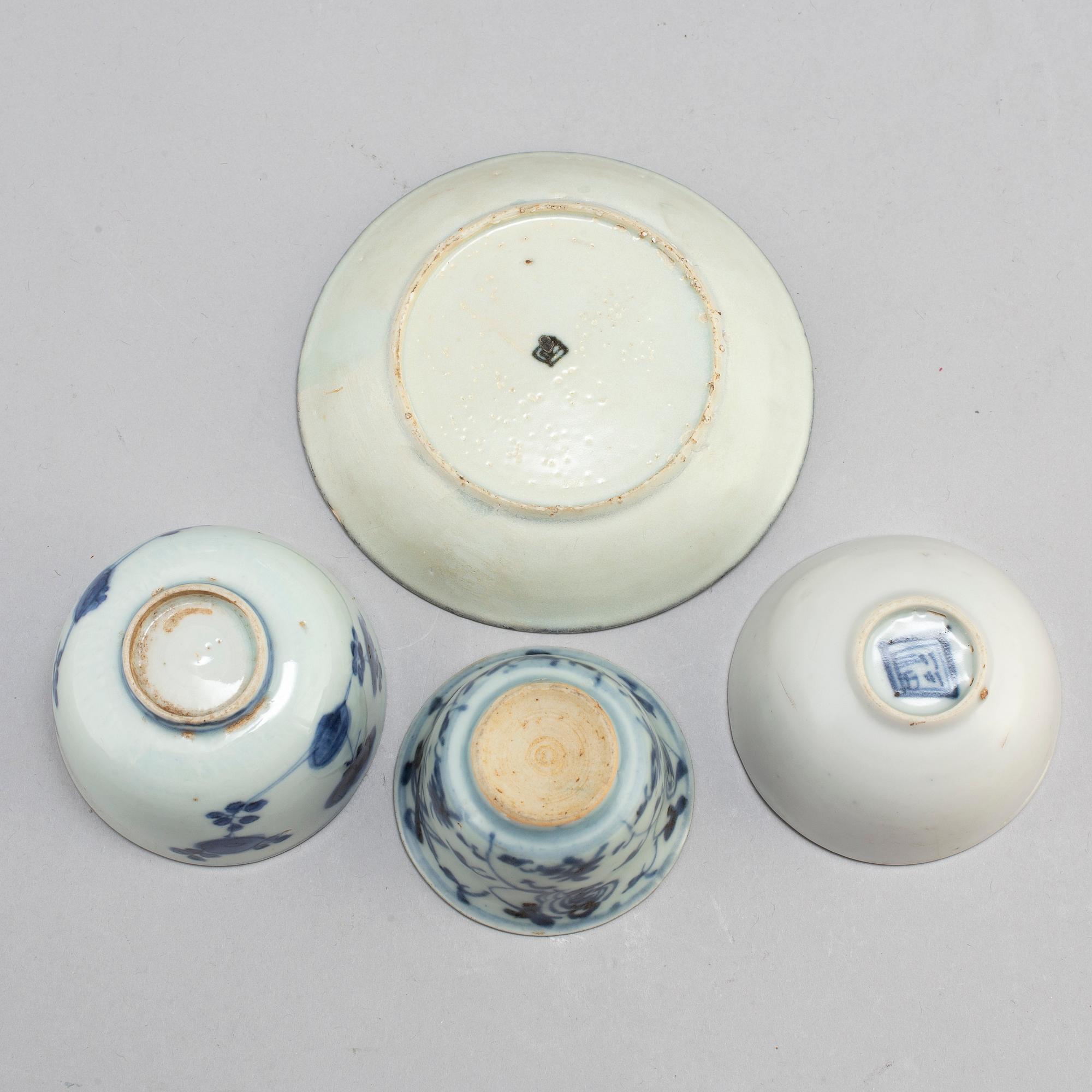 Three blue and white dishes, and three cups, Ming dynasty (1368-1644).