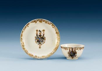 1403. An armorial cup with stand Qing dynasty, Qianlong (1736-95), ca 1750.
