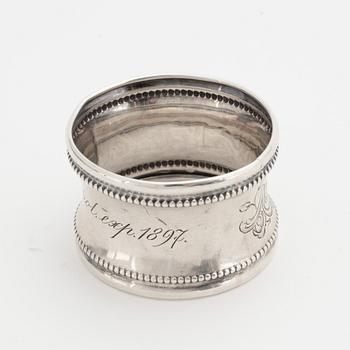 Servettring, silver, gåva till Axel Stake för hans insatser under Andrées polarexpeditioner, 1800-talets slut.