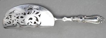 FISKSPADE, silver. Oidentifierade stämplar. Ryssland, 1860-1970-tal. Vikt 105 gram.