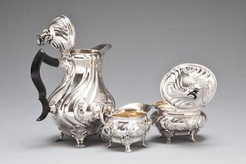 KAFFESERVIS, 3 delar. Silver, rokokostil. 1900-tal.