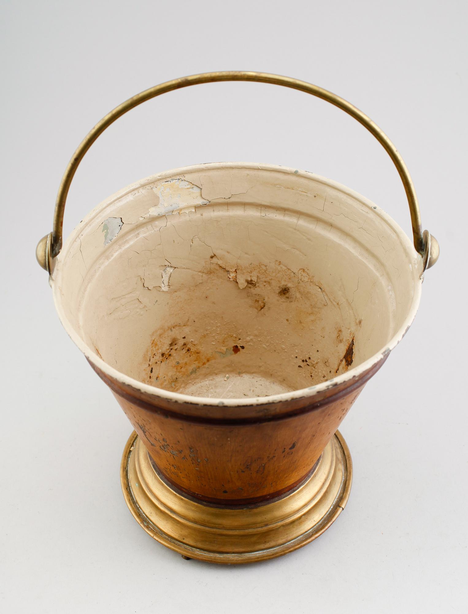 VINKYLARE, mässing och bemålad plåt, 1800-tal.