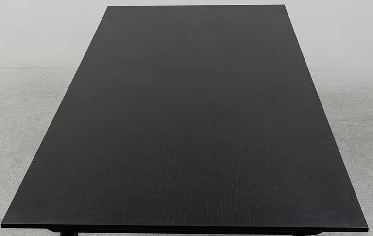 SAMI KALLIO, matbord "Inbetween Table SK6", &Tradition, Danmark.