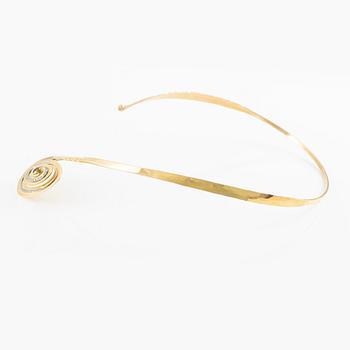 Jan-Christer Lundqvist, collier, stel halsring, 18K guld med briljantslipade diamanter och rubin, Skövde.