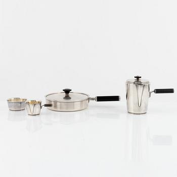 Erik Fleming, a 3-piece silver plated coffee service and a lidded dish, GAB, 1930's/40's.