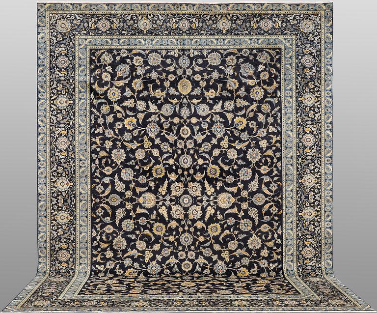 A Keshan carpet, c. 440 x 308 cm.