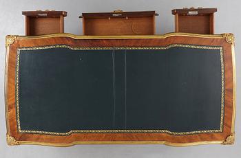 A Régence style, Ormolu - Mounted Bureau Plat, around year 1900.