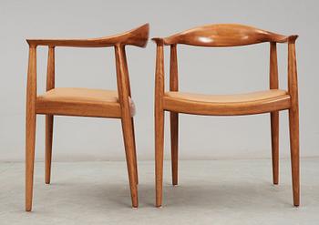 HANS J WEGNER, "The Chair", ett par, Johannes Hansen, Danmark 1960-tal.