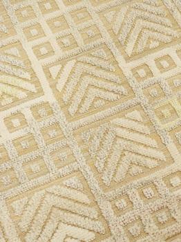 CARPET. Pile in relief. 139,5 x 81,5 cm. Signed ES at the back.