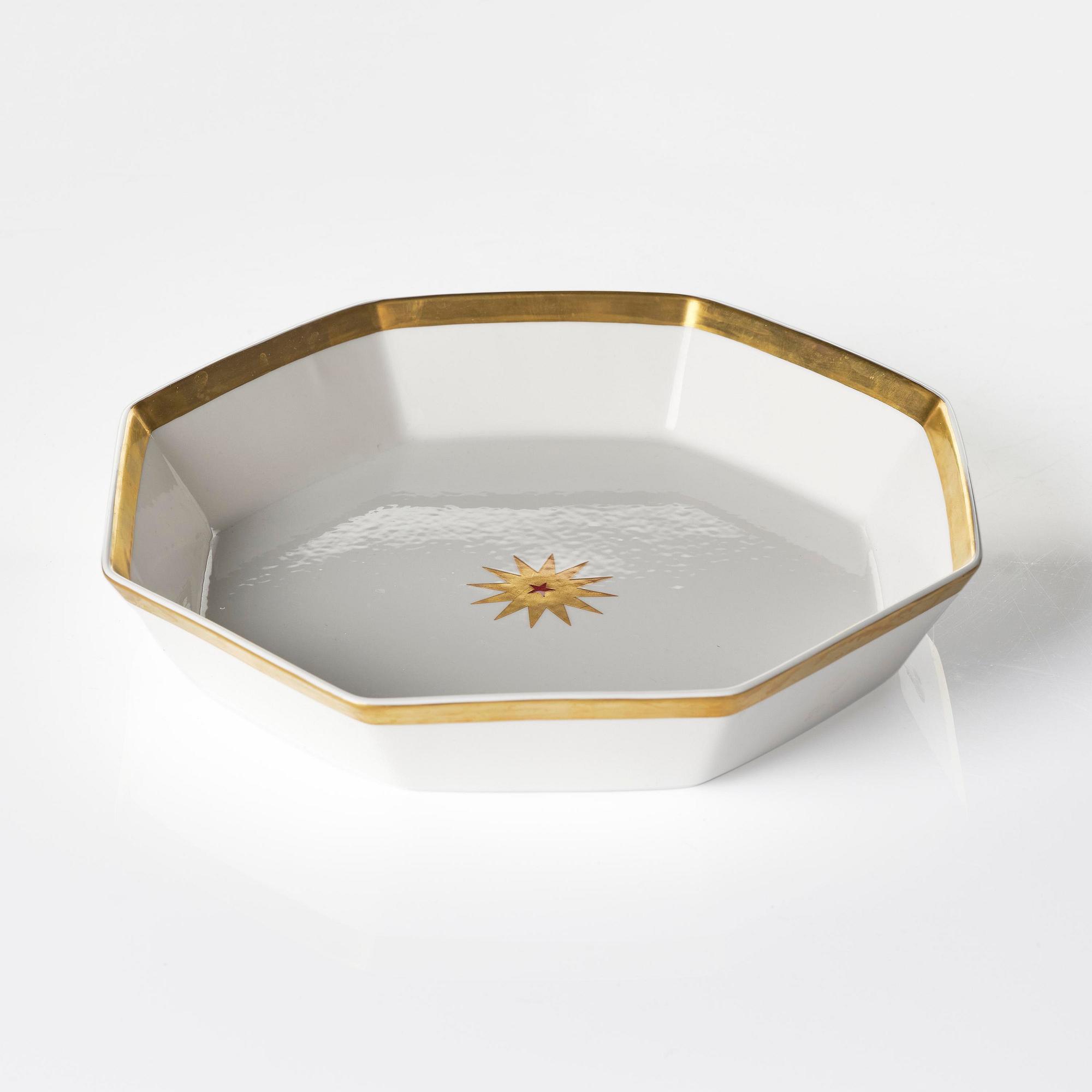 Karin Björquist, Gunnar Cyrén & Ingrid Dessau, a 316-piece “Nobel” service, comprising porcelain, cutlery, glassware and napkins.