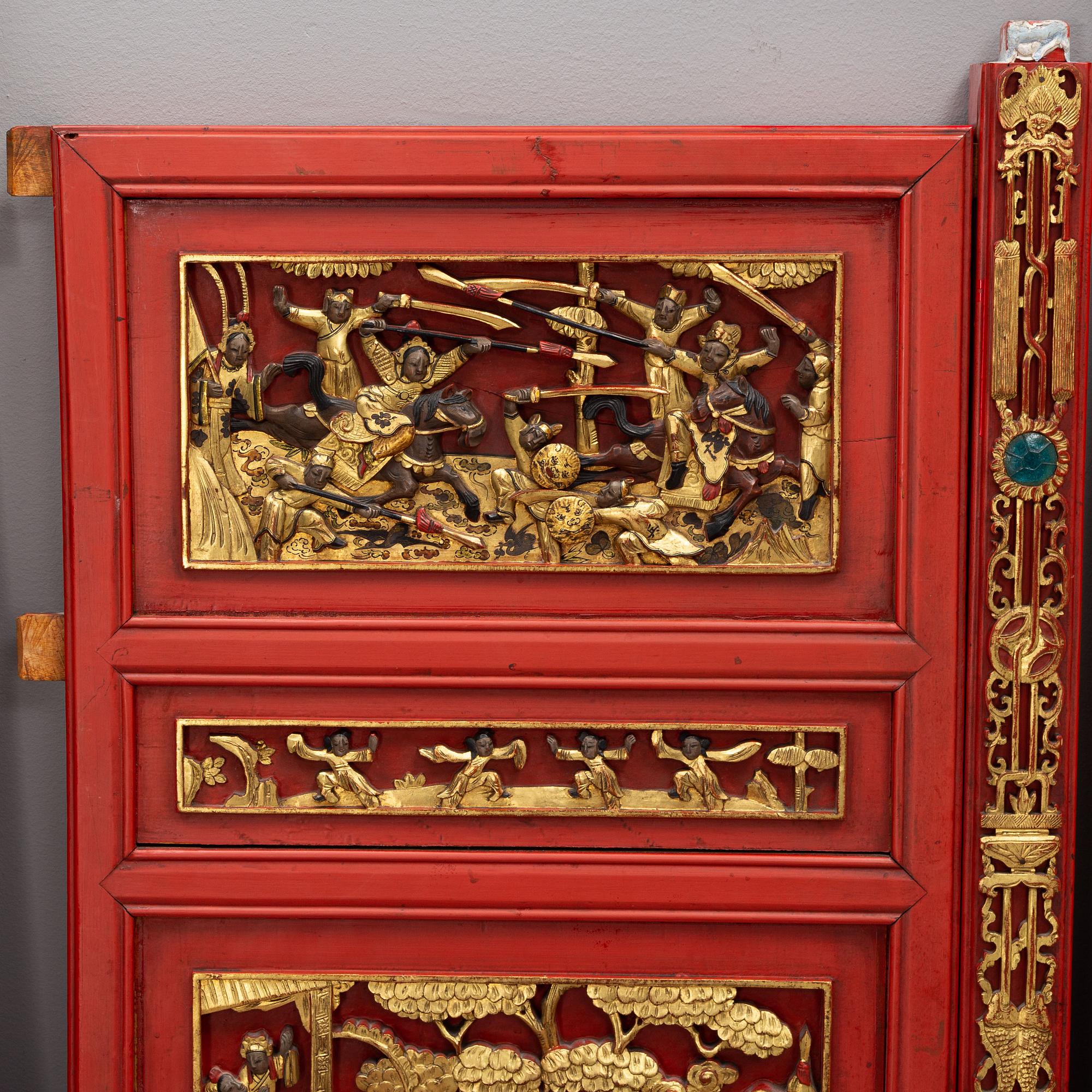 A Chinese carved front decoration for a bed, Qing dynasty 19th centrury.