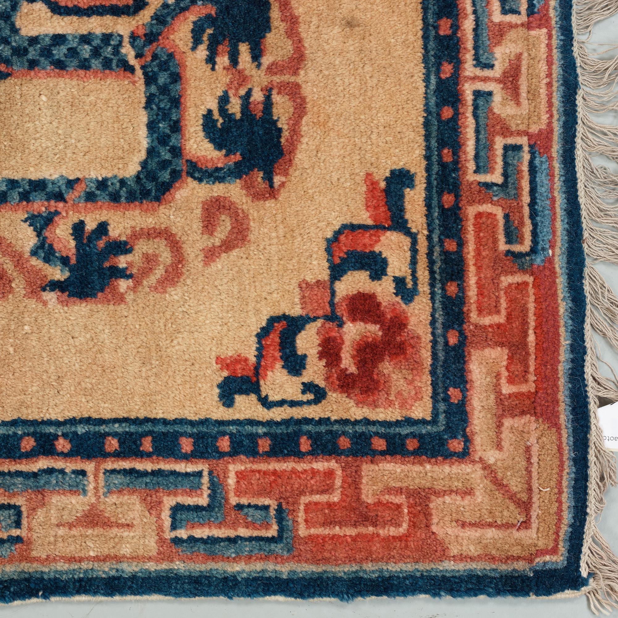 MEDITATION RUG. Semi-antique Baotou. 181 x 61,5 cm. China.