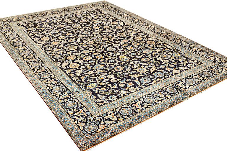 Matta, Keshan, ca 410 x 303 cm.