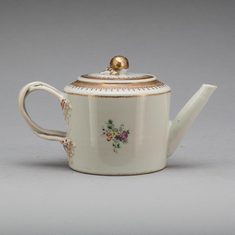 TEKANNA, porslin, Jiaqing, Kina, omkring 1800.