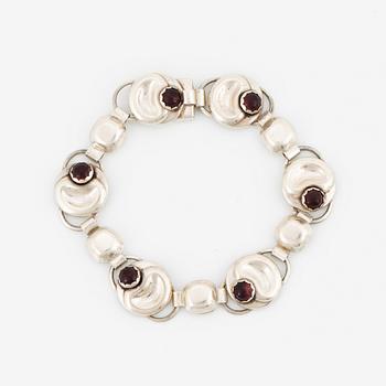 ÖRHÄNGEN, ETT PAR, SAMT ARMBAND,
silver.