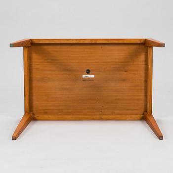 Severin Hansen, a mid-20th century '43' table for Haslev Møbelfabrik Denmark.